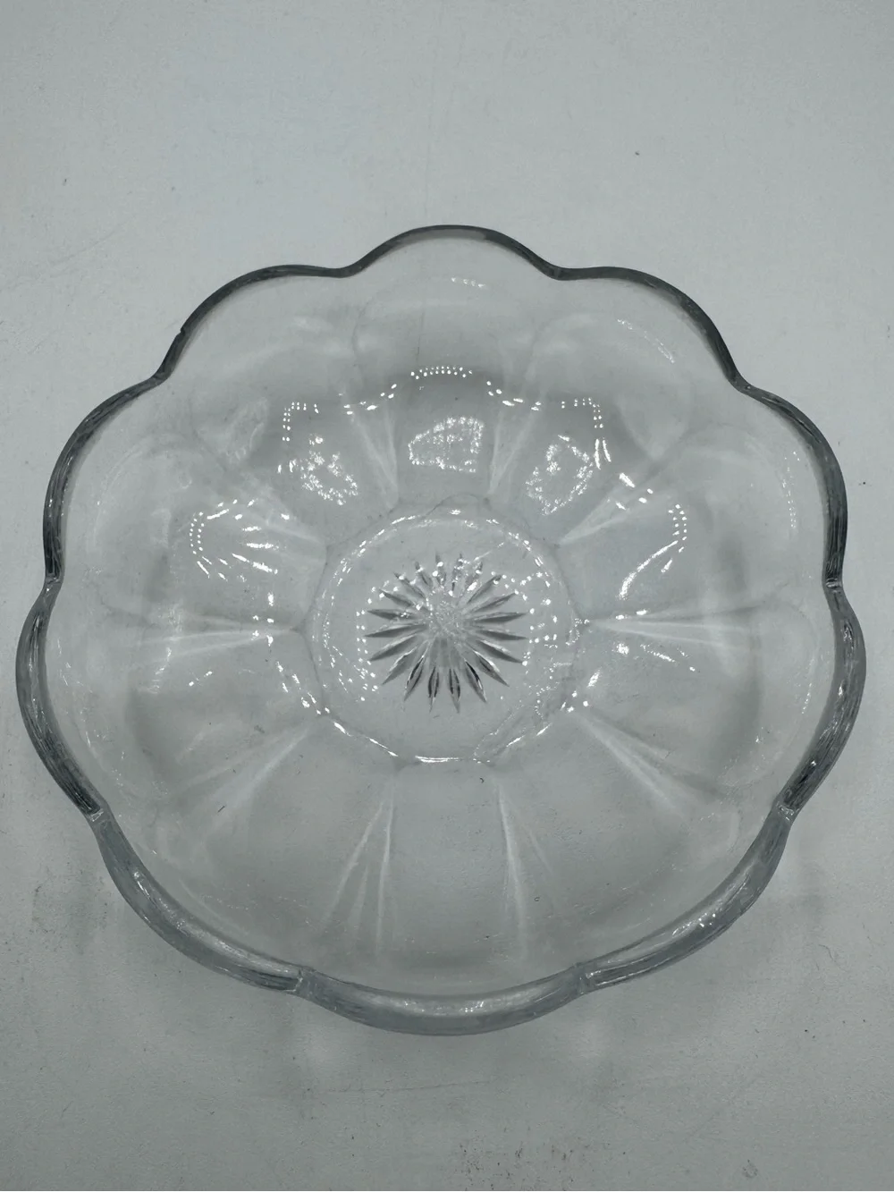 Vintage Heisey Clear Glass Dish/Bowl Pattern Unknown